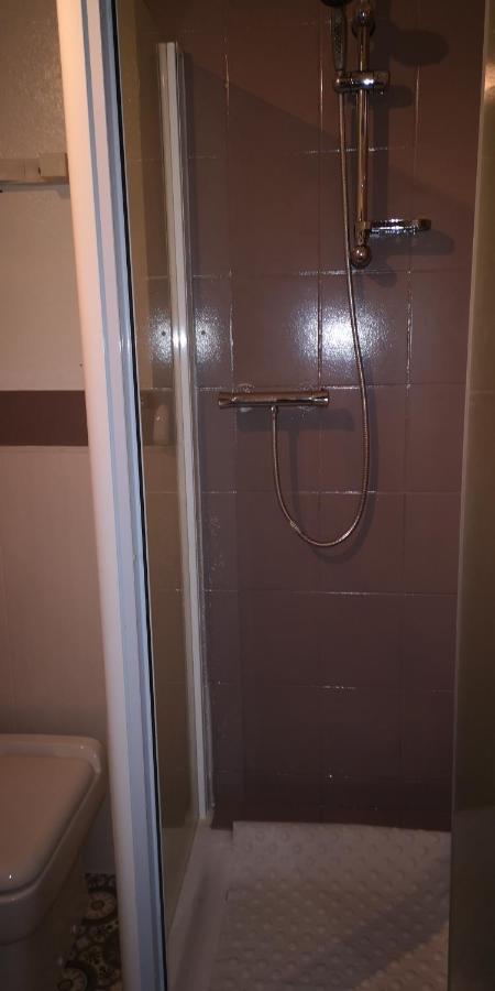 Cormeilles  La Cour Du Puits Chambre Maxime מראה חיצוני תמונה